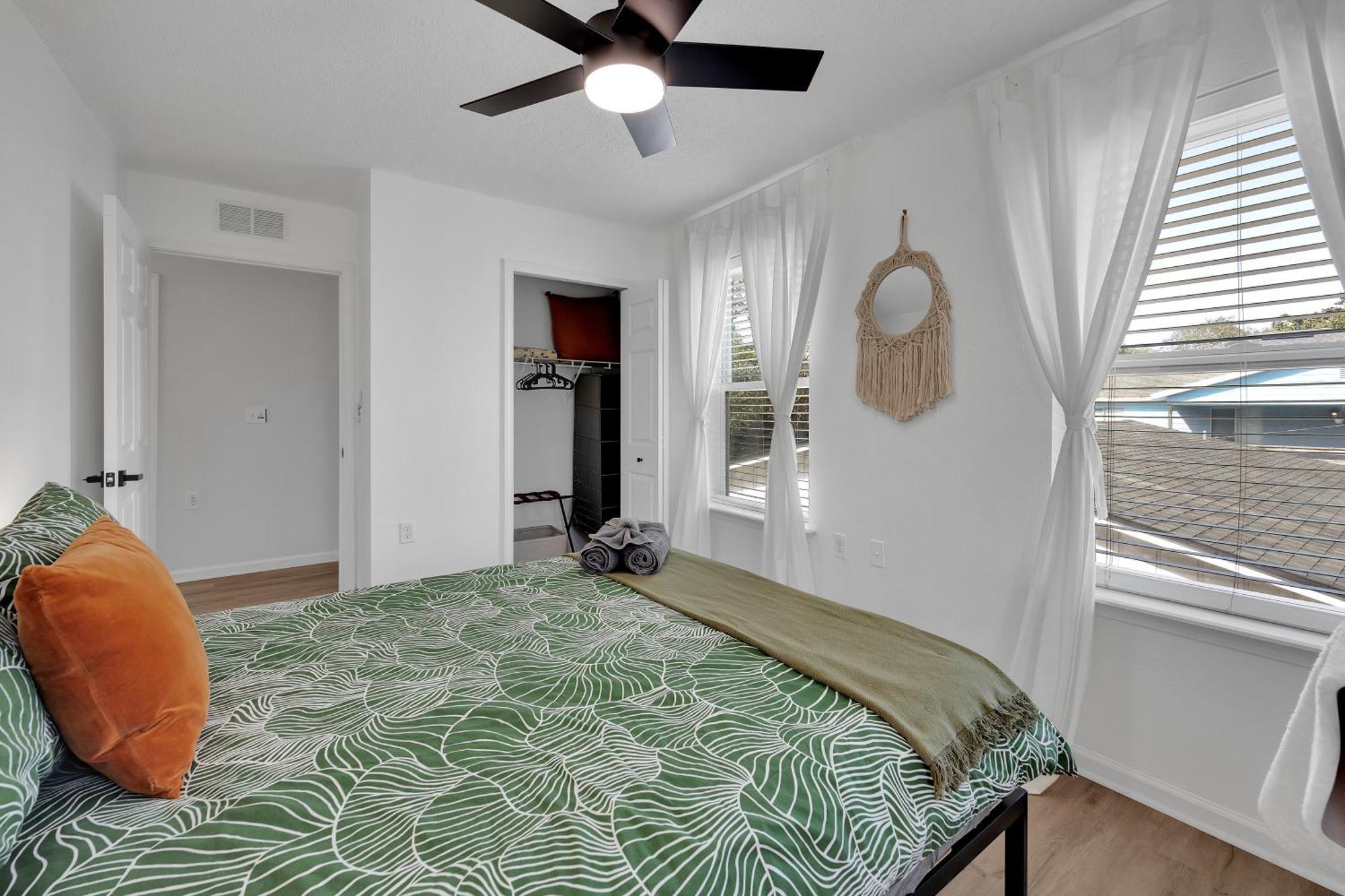 {Hidden Gem} Beach Home Blocks From Ocean +6 Bikes Jacksonville Beach Exterior photo