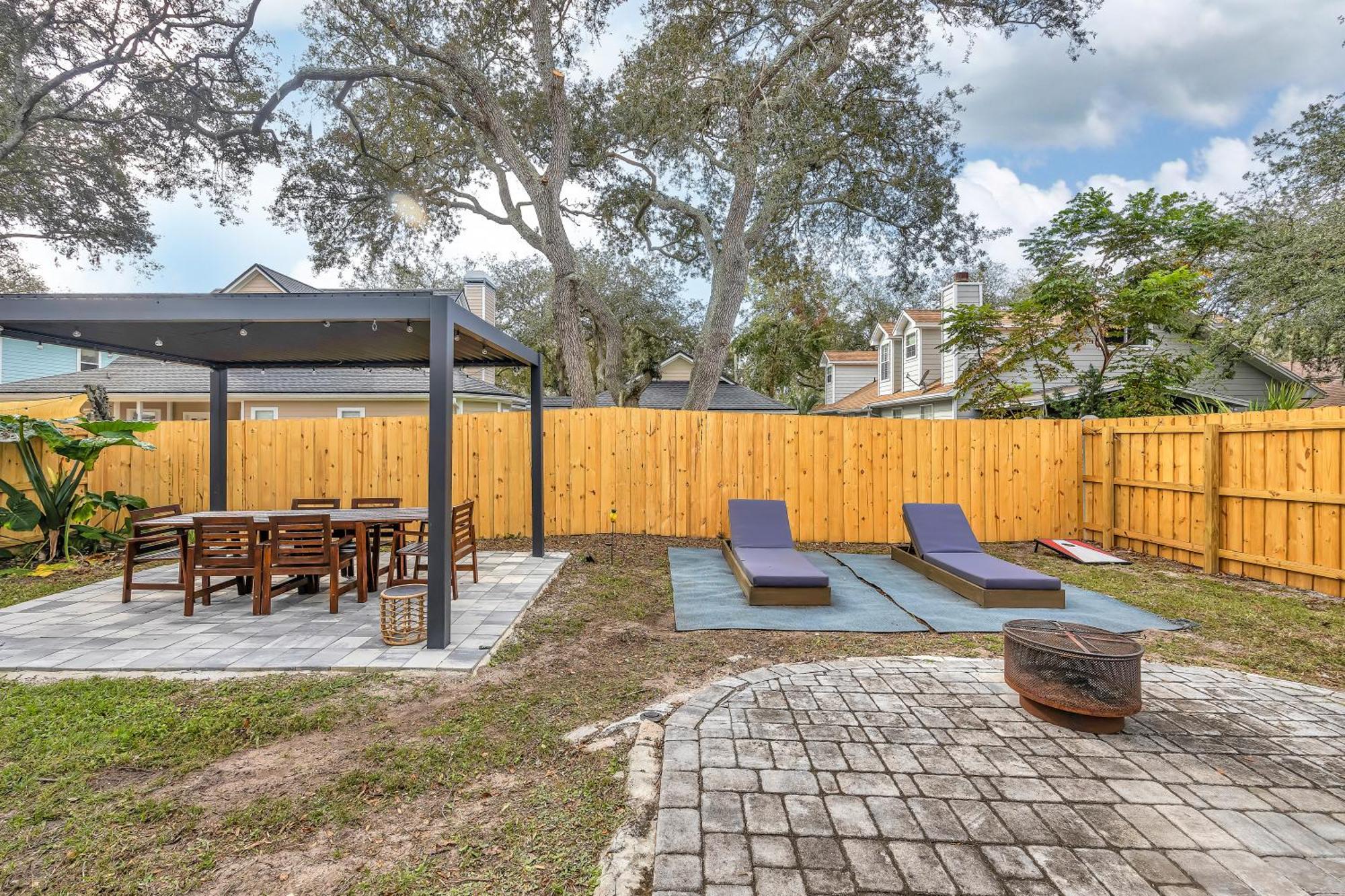 {Hidden Gem} Beach Home Blocks From Ocean +6 Bikes Jacksonville Beach Exterior photo