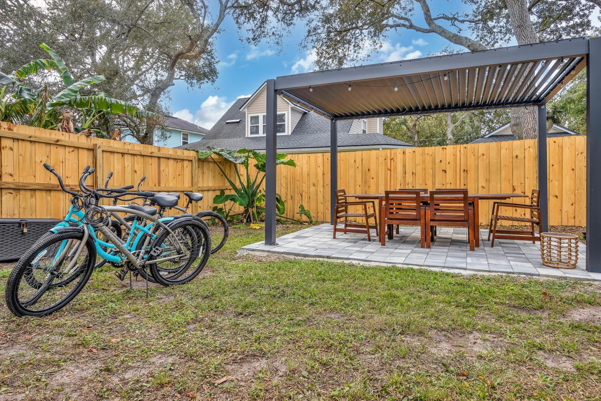 {Hidden Gem} Beach Home Blocks From Ocean +6 Bikes Jacksonville Beach Exterior photo